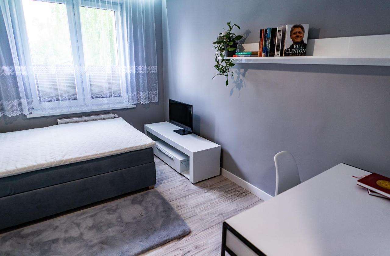 Apartament Przy Bystrzanskiej Apartment Bielsko-Biala Bagian luar foto
